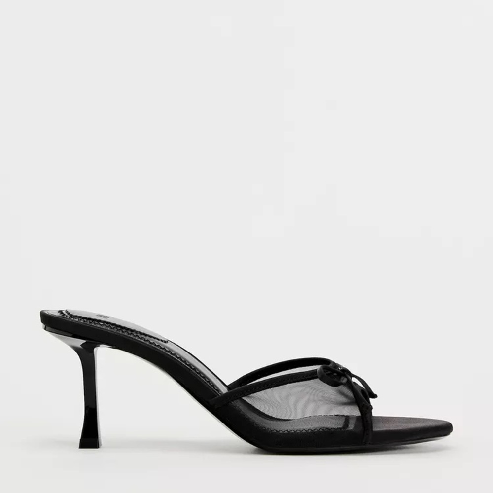 Mesh bow kitten heels